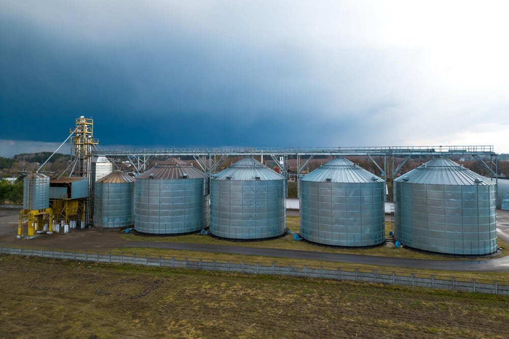 Grain Silo Cluster
